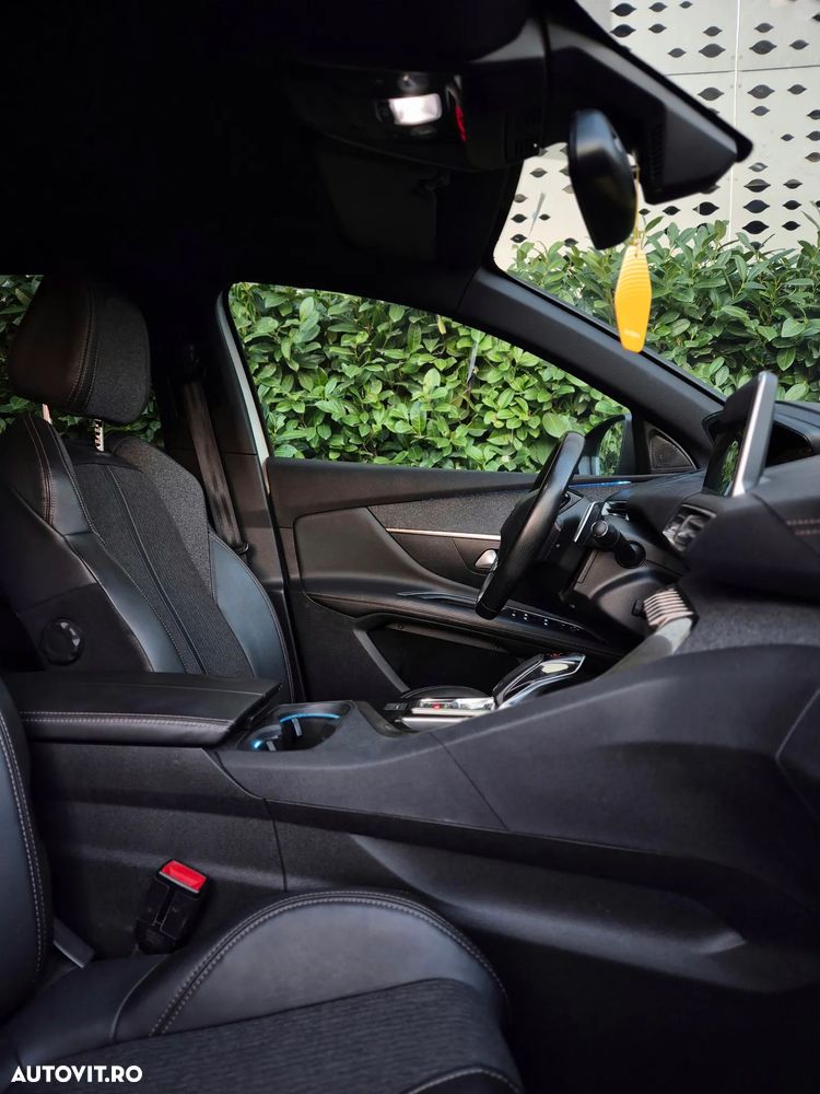 Peugeot 3008 1.2 PureTech Turbo S&S EAT6 GT-Line - 8