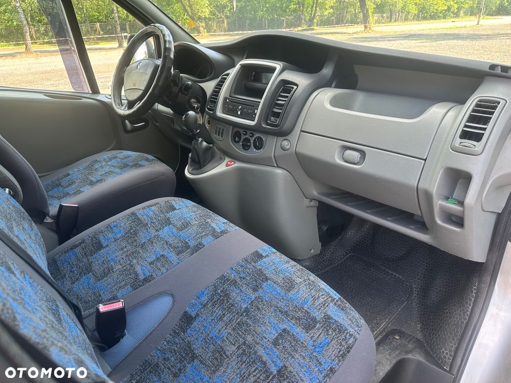 Renault Trafic - 10