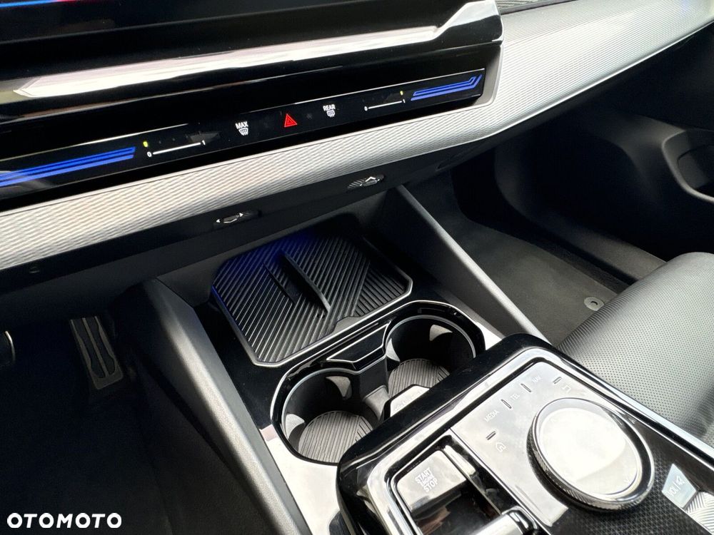 BMW Seria 5 - 27