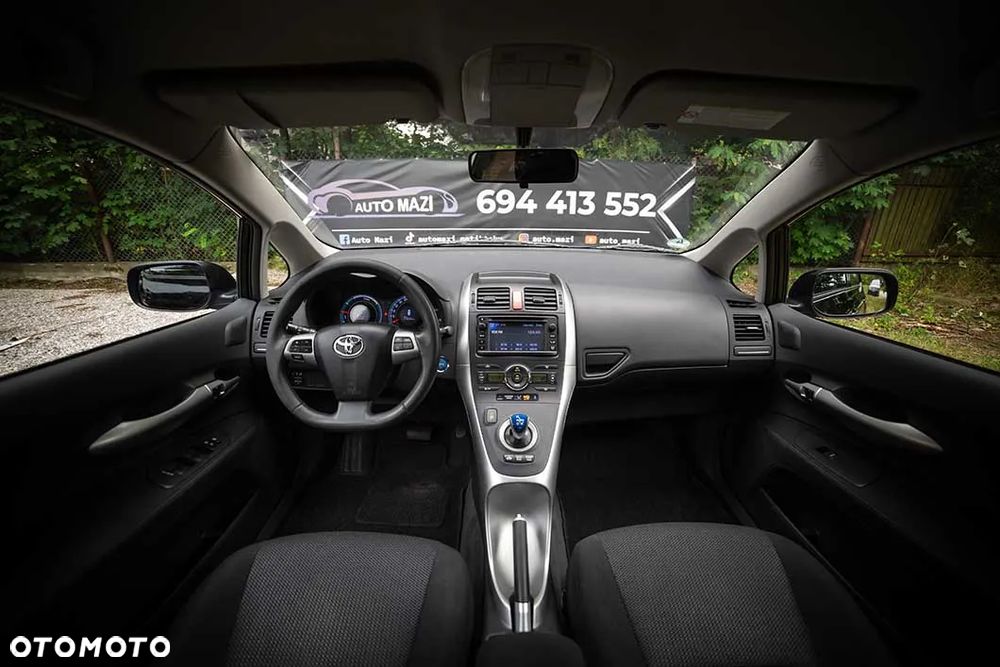 Toyota Auris 1.8 Travel - 11