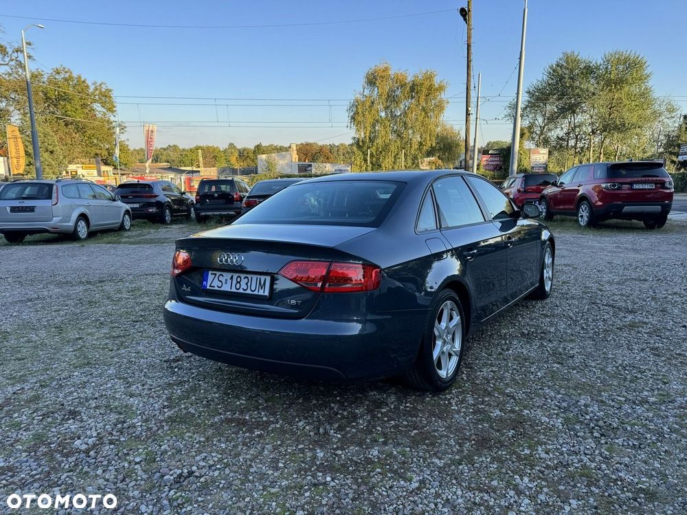Audi A4 Limousine - 29