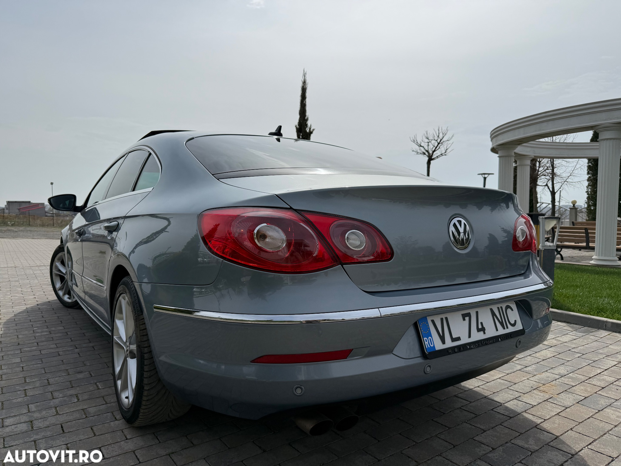 Volkswagen Passat CC 2.0 TDI DPF DSG - 2