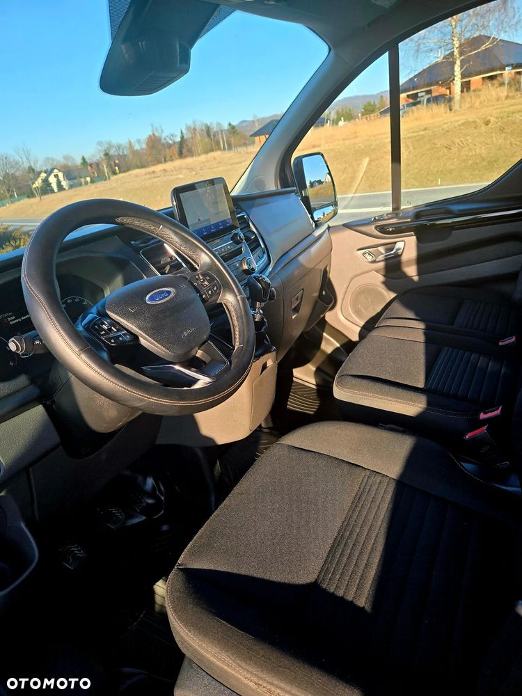 Ford TRANSIT CUSTOM - 16
