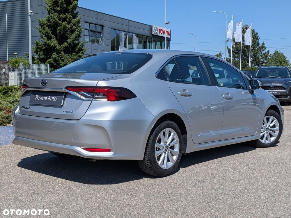Toyota Corolla 1.8 Hybrid Comfort - 13