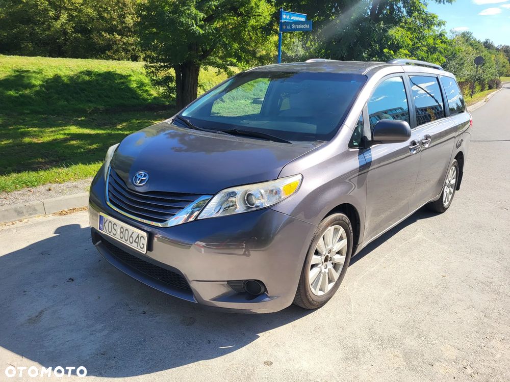 Toyota Sienna 3.5 V6 LE AWD - 4