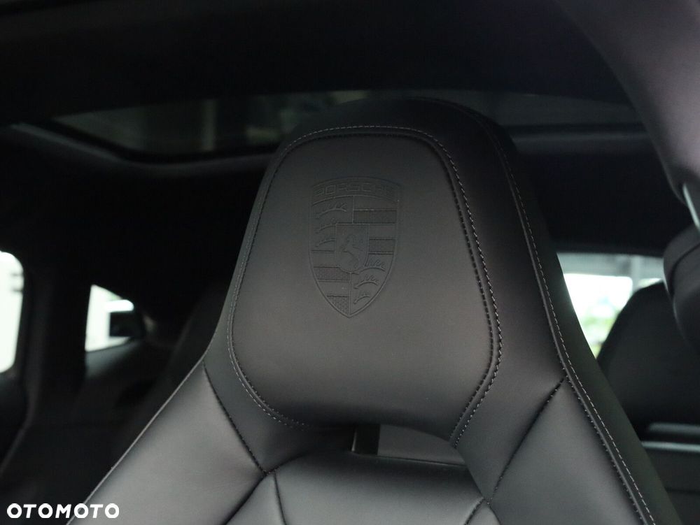 Porsche Panamera - 24