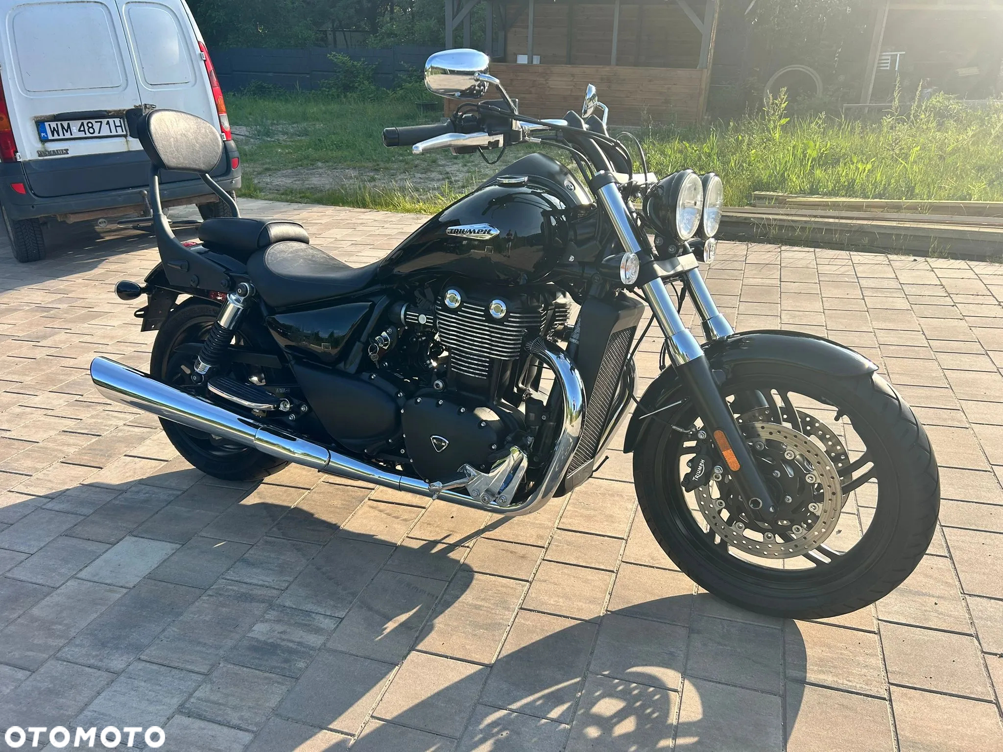 Triumph Thunderbird - 2