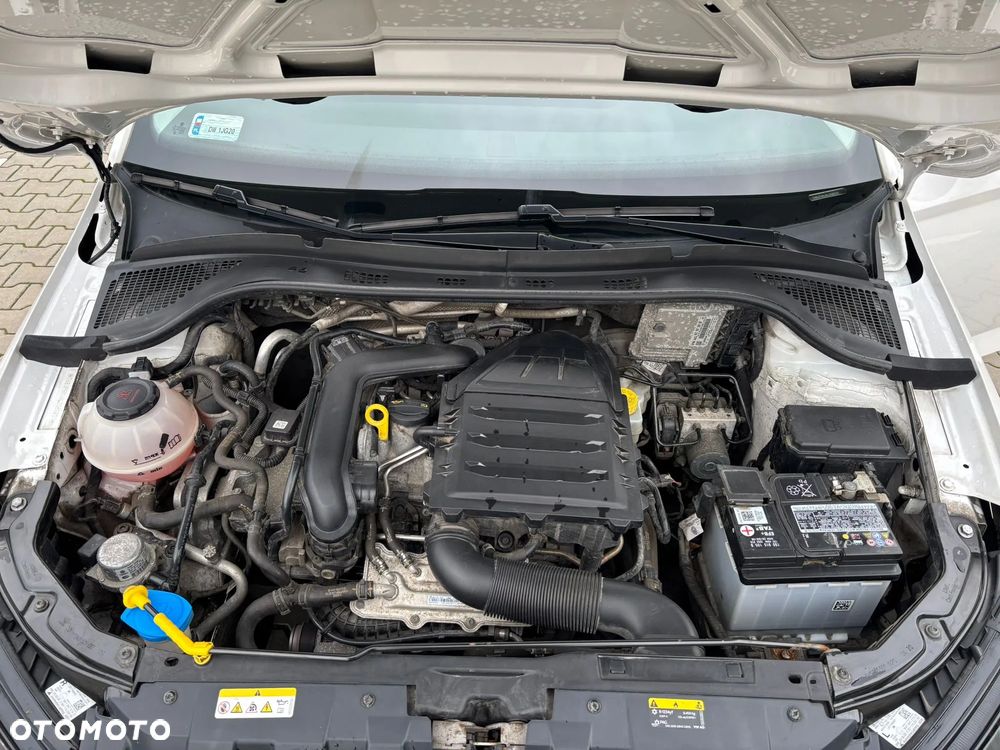 Skoda Fabia 1.0 TSI Active - 10