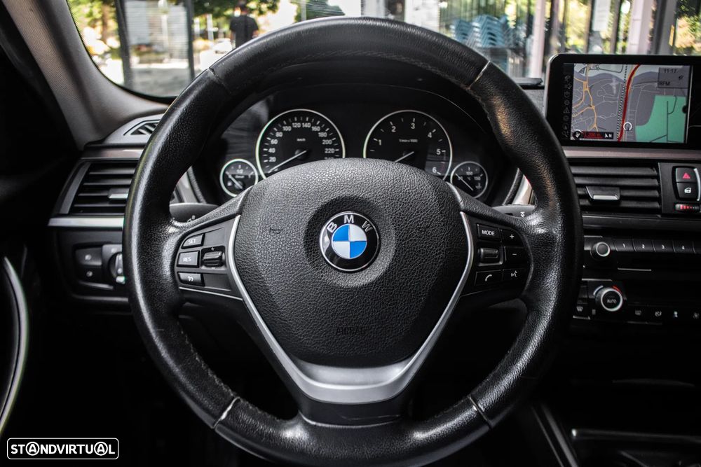 BMW 318 d Auto Line Modern - 10