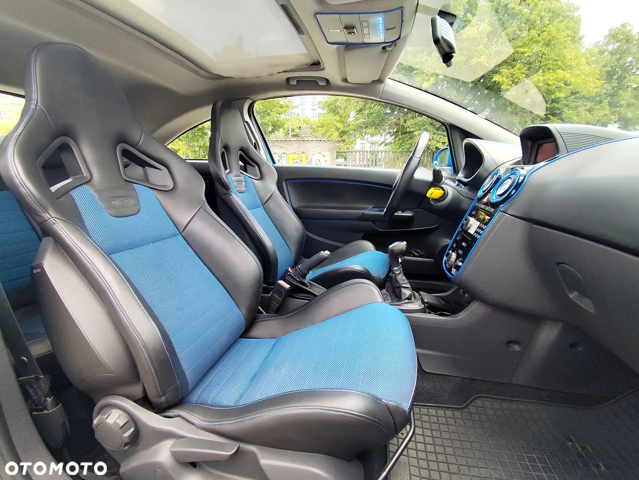 Opel Corsa 1.6 Turbo OPC - 8