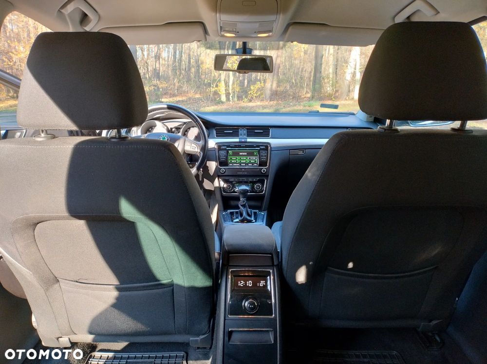 Skoda Superb 2.0 TDI 4x4 DSG FAMILY - 10