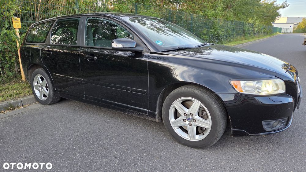 Volvo V50 - 1