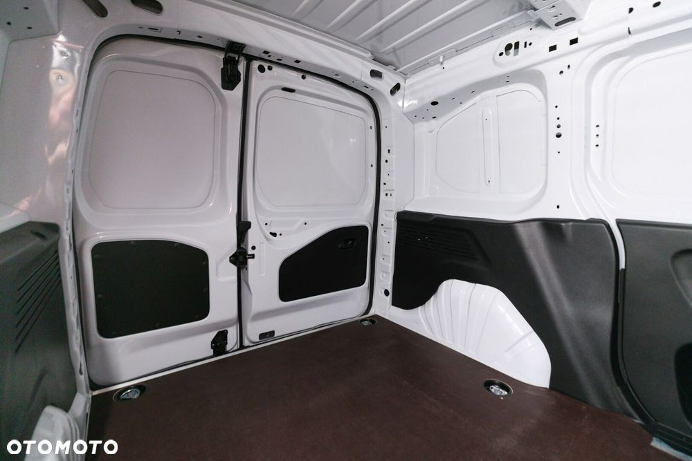 Toyota Proace City - 23