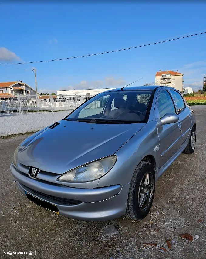 Peugeot 206 1.1 Color Line - 3