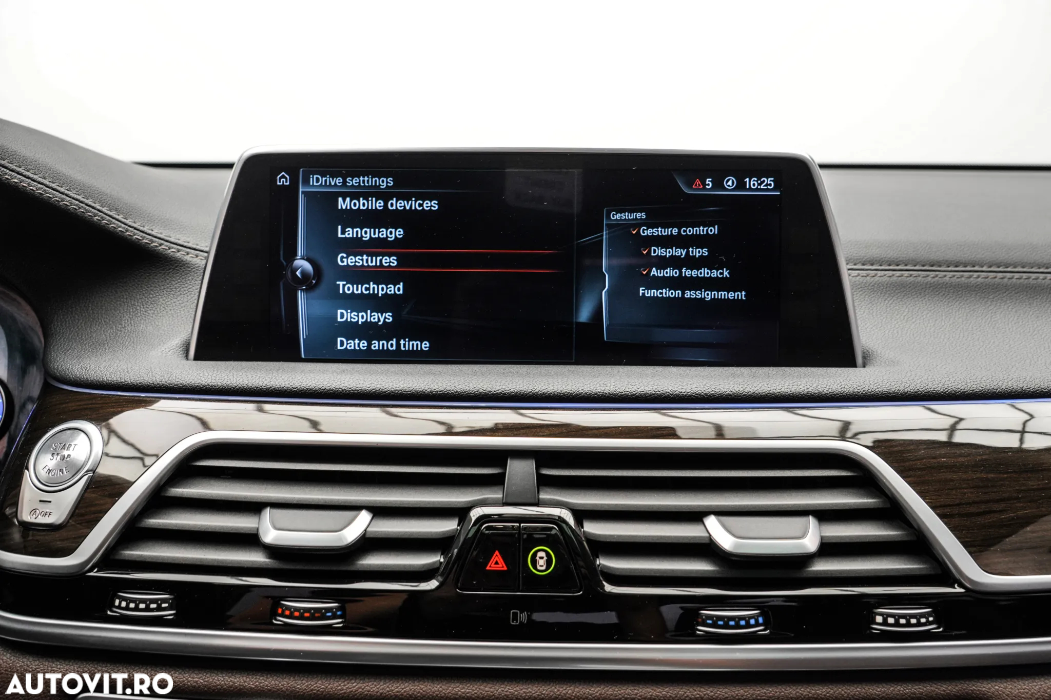 BMW Seria 7 730Ld xDrive - 24