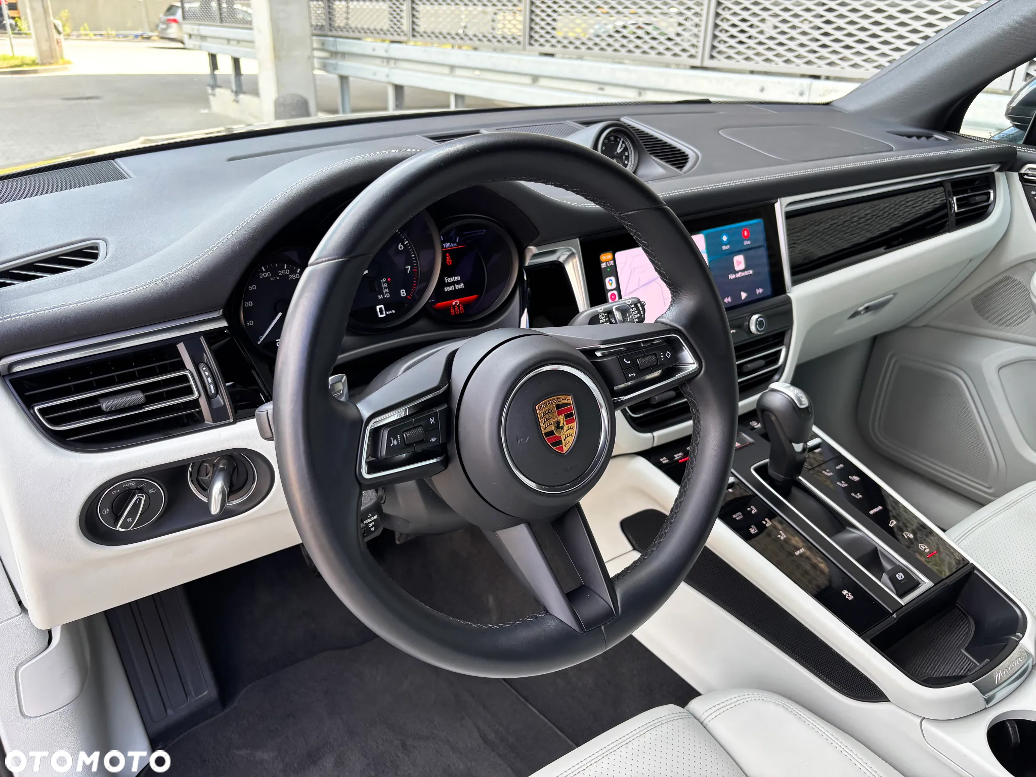 Porsche Macan - 23