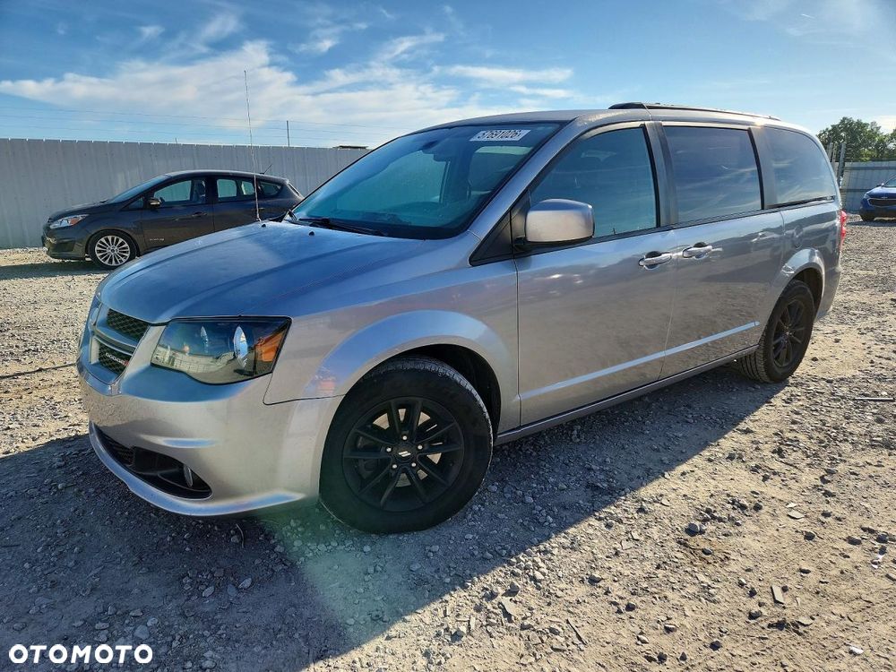Dodge Grand Caravan - 1