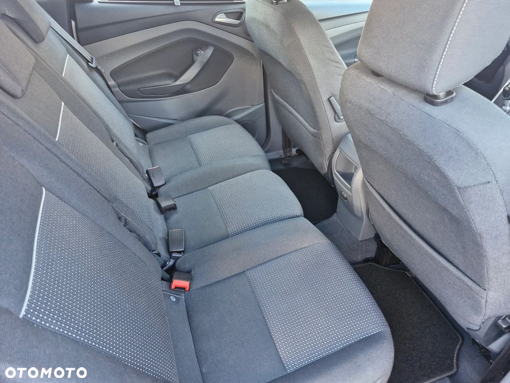 Ford C-MAX - 19