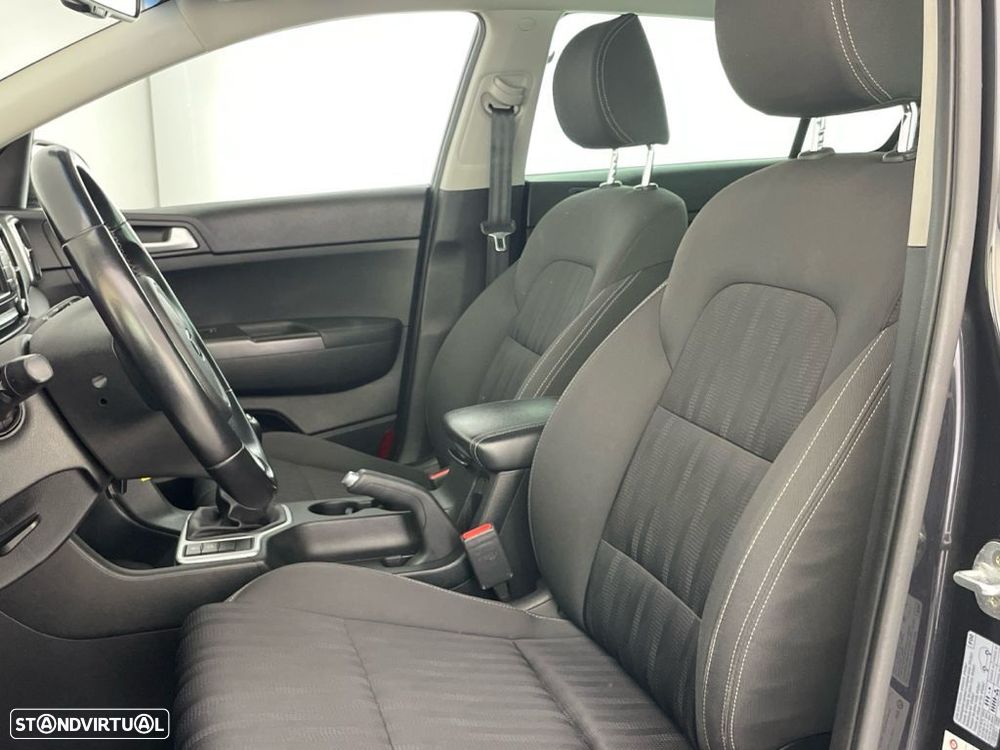 Kia Sportage 1.6 GDI ISG EX - 17