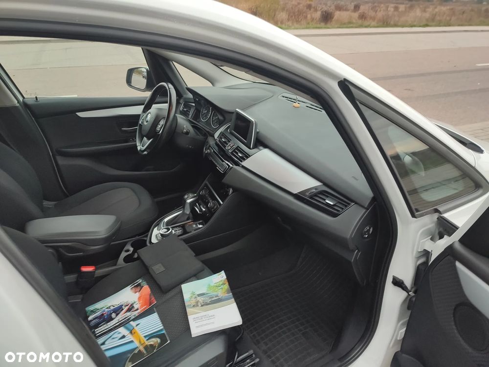 BMW Seria 2 218i Luxury Line - 14