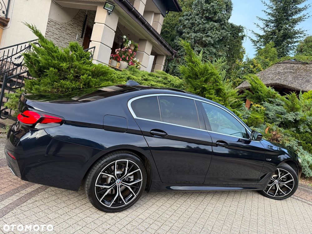 BMW Seria 5 520e M Sport sport - 19