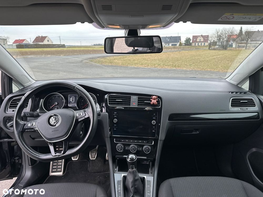 Volkswagen Golf 1.0 TSI Sound - 11