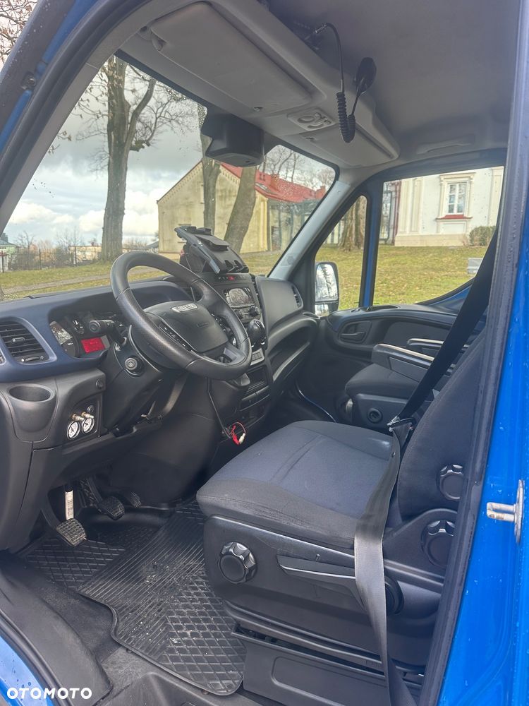 Iveco 35s18 - 13