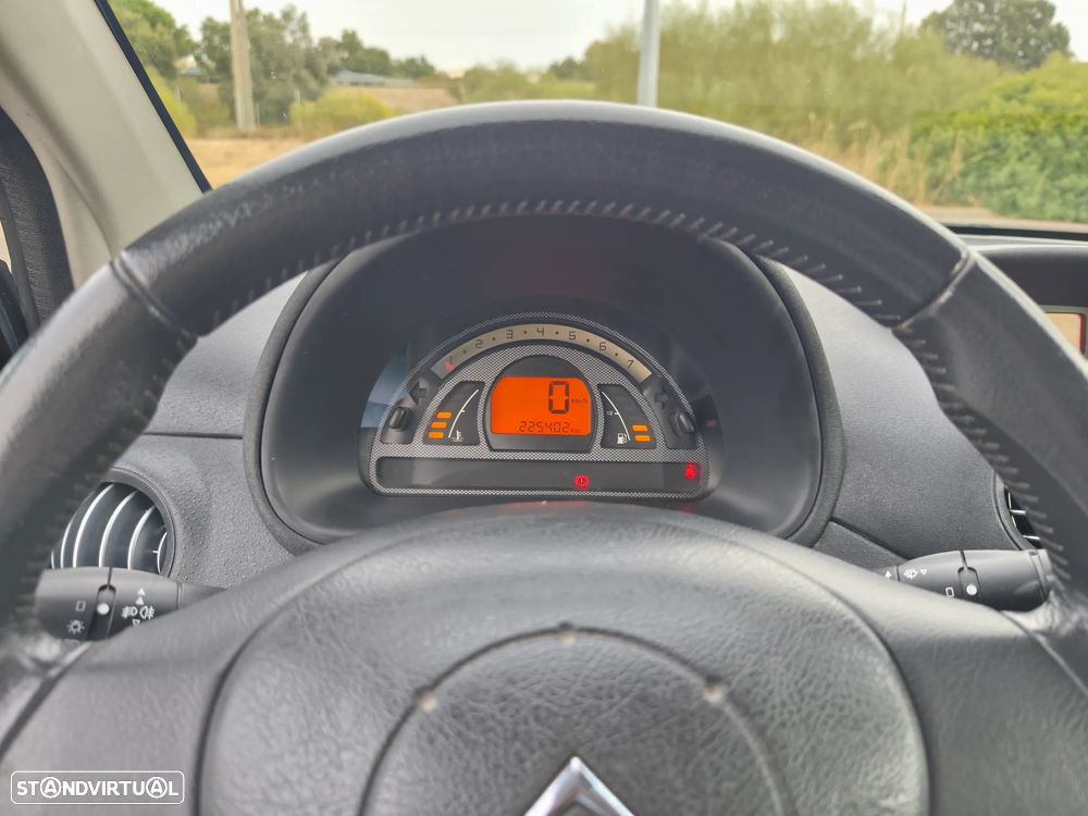 Citroën C2 1.4 HDi VTR - 13