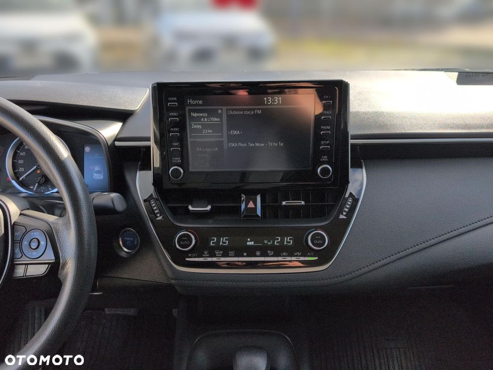 Toyota Corolla 1.8 Hybrid Active - 18