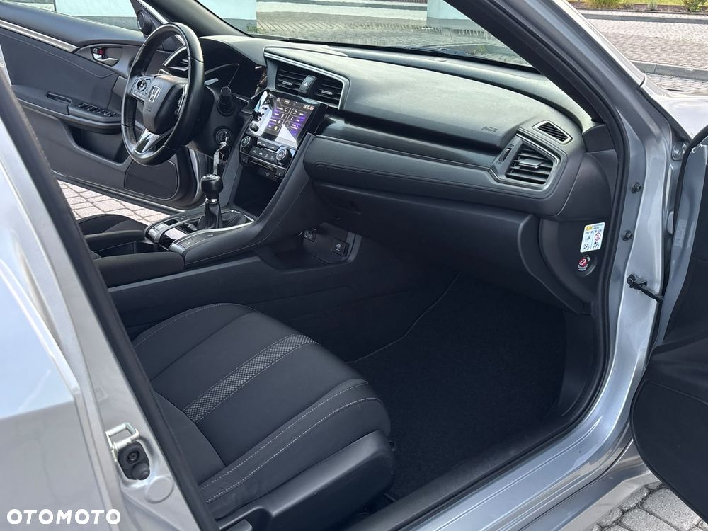 Honda Civic 1.0 i-VTEC Turbo Executive Sport Line - 8