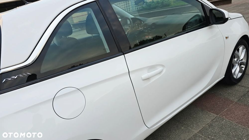 Opel Adam 1.2 White Link - 14