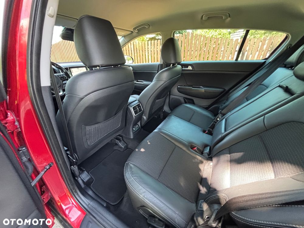Kia Sportage 2,0 CRDI AWD Vision - 17