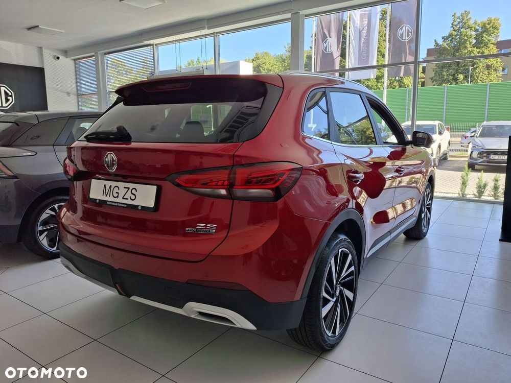 MG ZS - 6