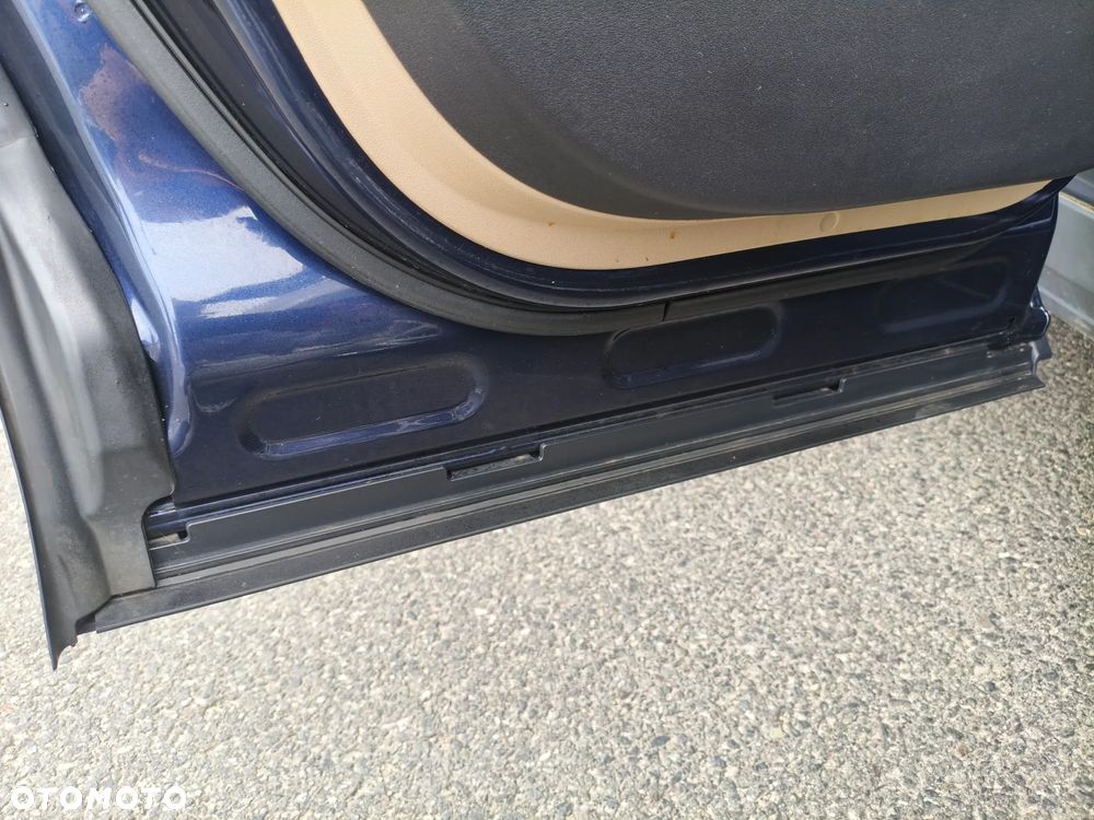Land Rover Discovery Sport - 9