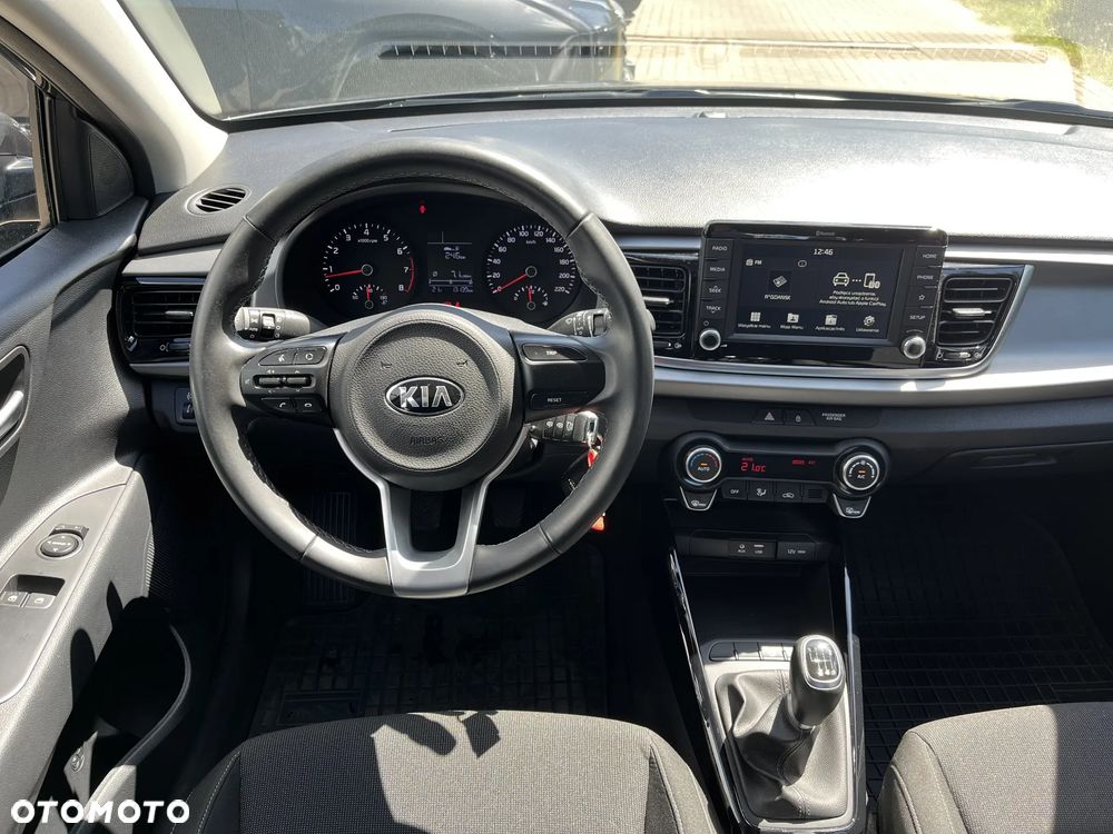 Kia Rio 1.4 L - 13