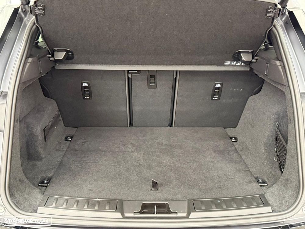 Land Rover Range Rover Evoque P300e Dynamic HSE - 48