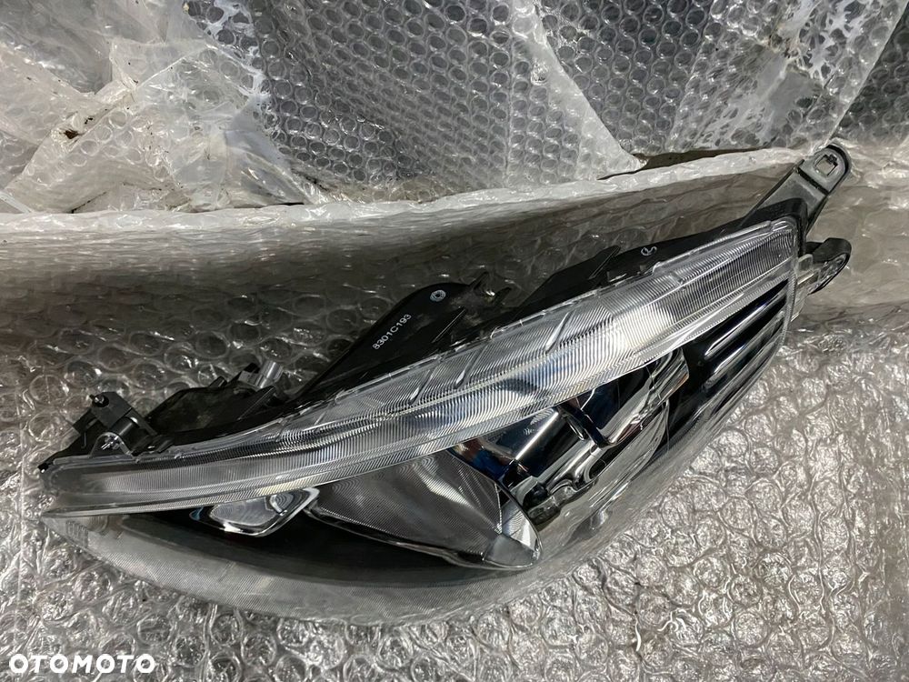 LAMPA LEWA MITSUBISHI SPACE STAR II STANLEY W0563 - 6