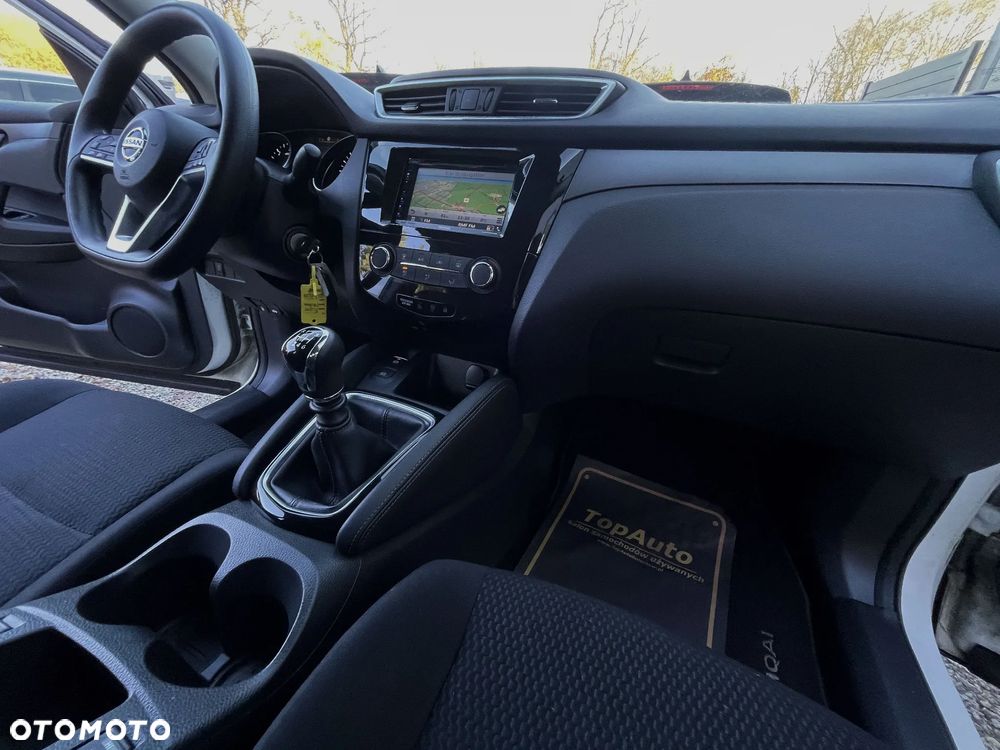 Nissan Qashqai 1.5 dCi N-Connecta - 17