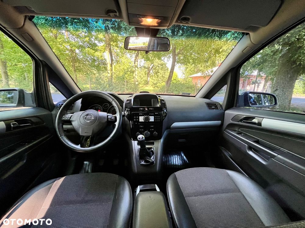 Opel Zafira 1.6 Edition - 10