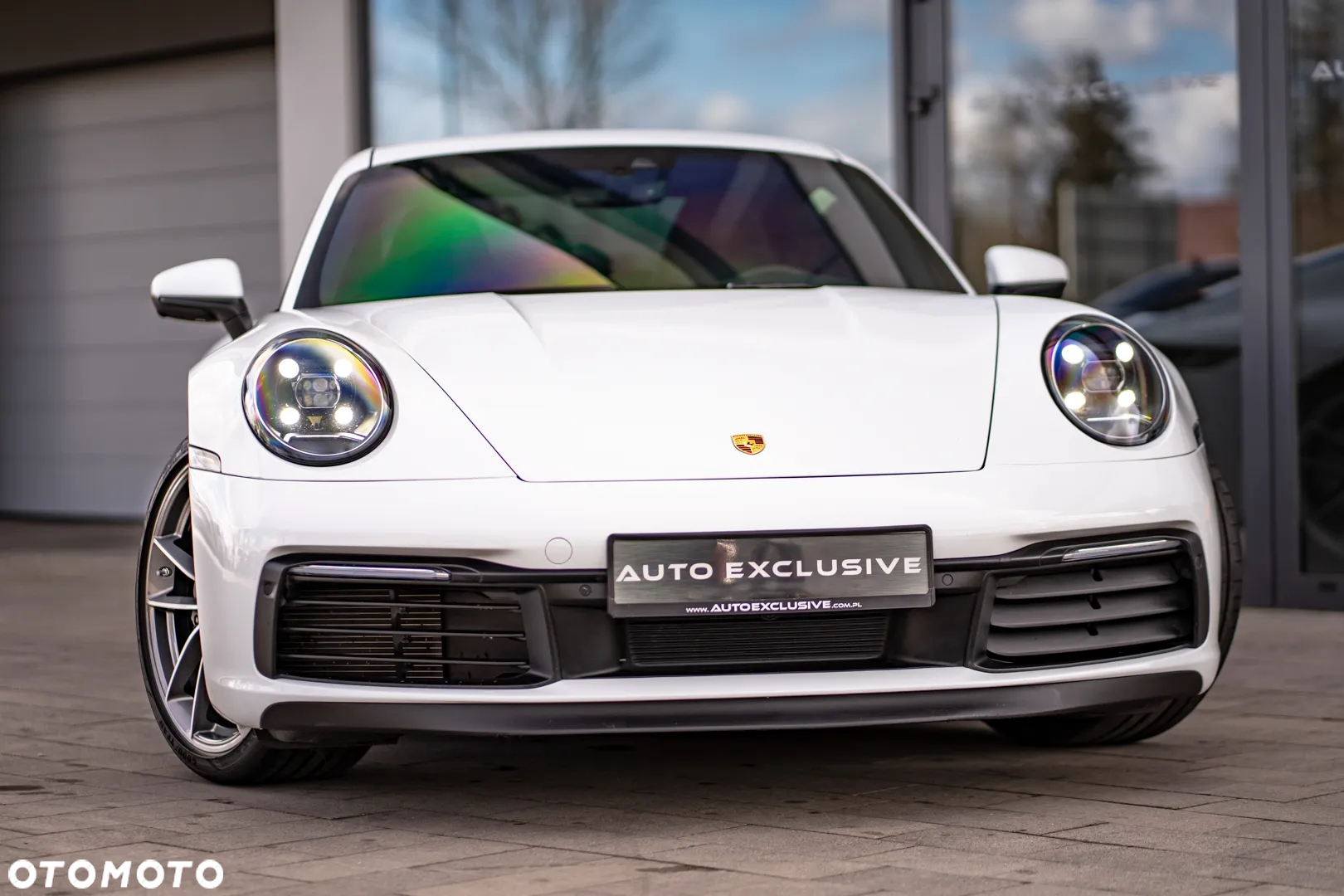 Porsche 911 Carrera - 8