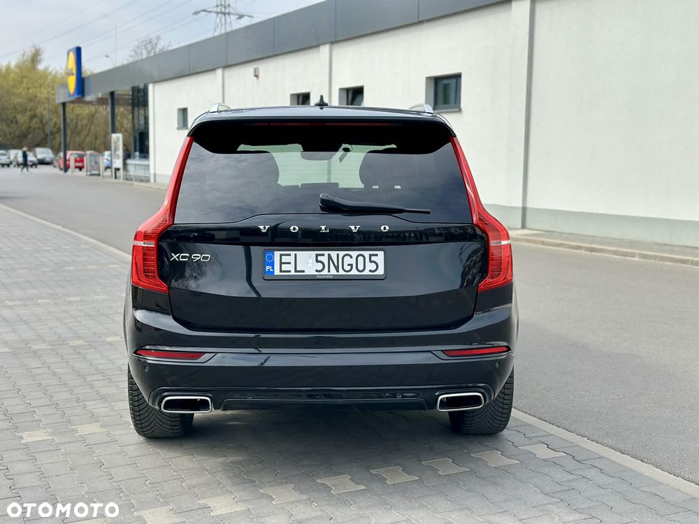 Volvo XC 90 D5 AWD Geartronic RDesign - 9