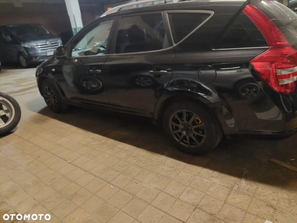 Kia Ceed 1.6 Crdi Optimum + - 22