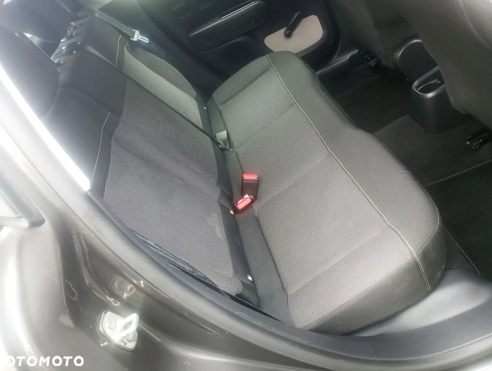 Citroën C3 BlueHDi 100 S&S PLUS - 26