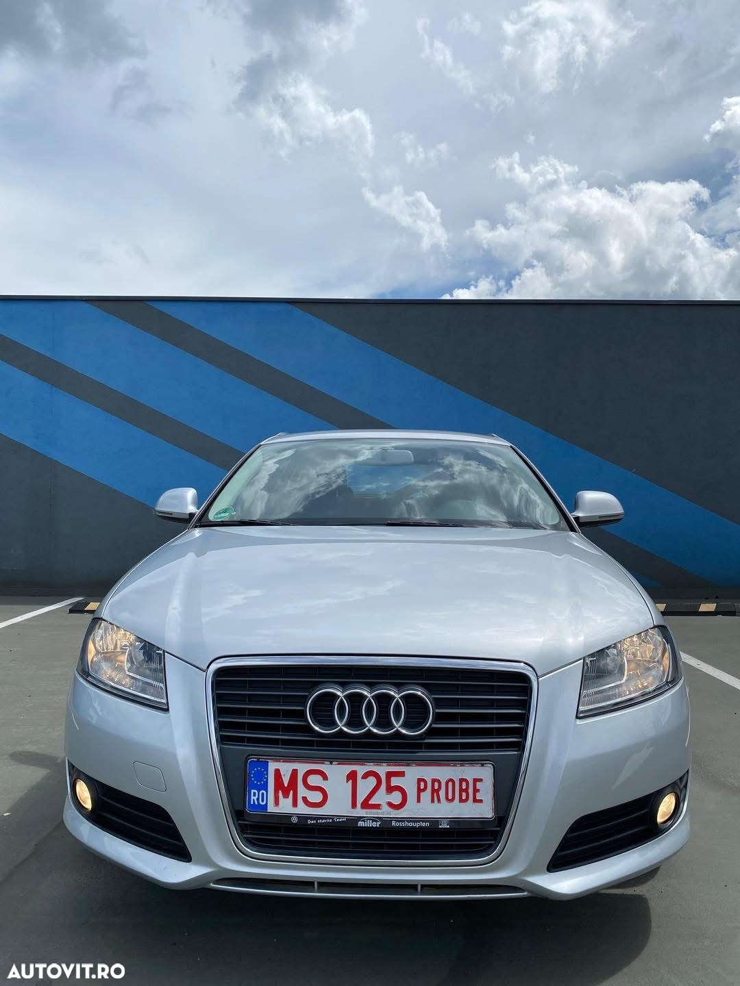 Audi A3 1.6 TDI Sportback Ambiente - 4
