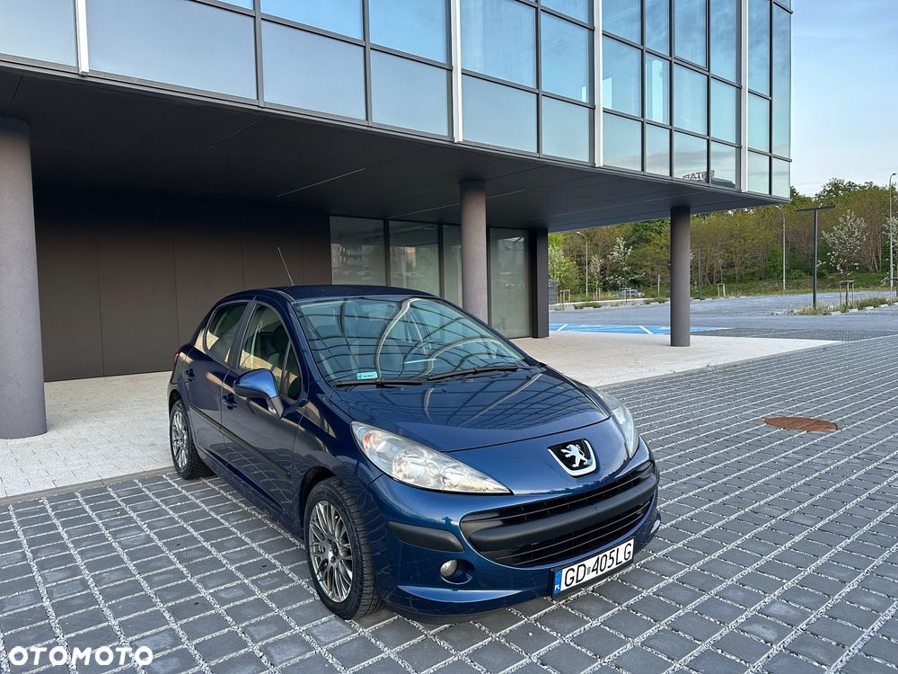 Peugeot 207 1.4 16V Trendy - 3