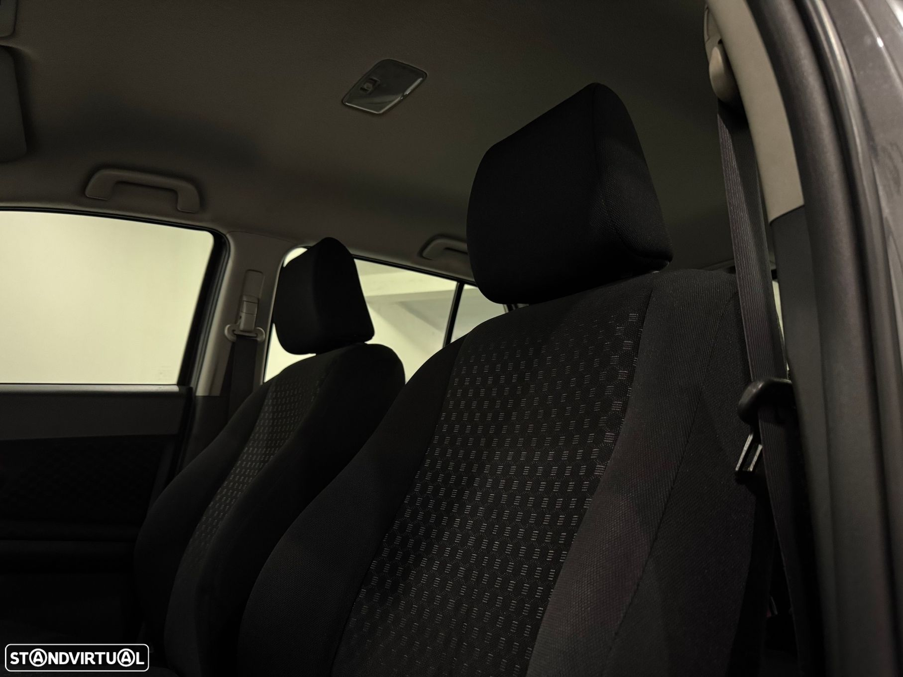 Toyota Urban Cruiser 1.33 VVT-i Sol - 23