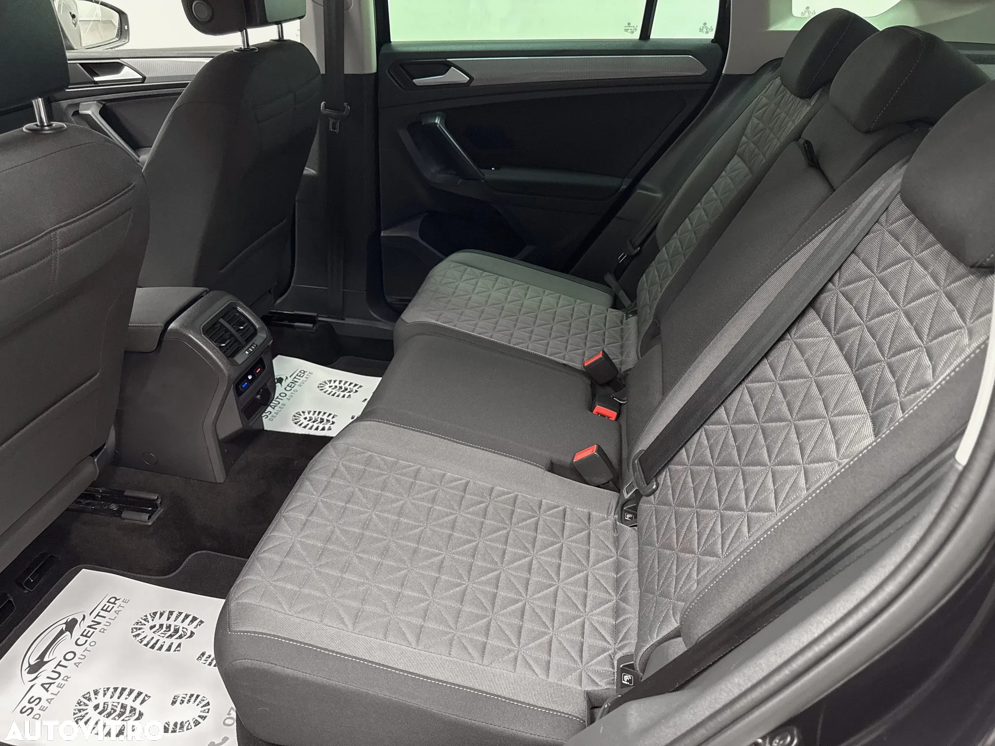 Volkswagen Tiguan 2.0 TDI SCR 4MOTION DSG Life - 20