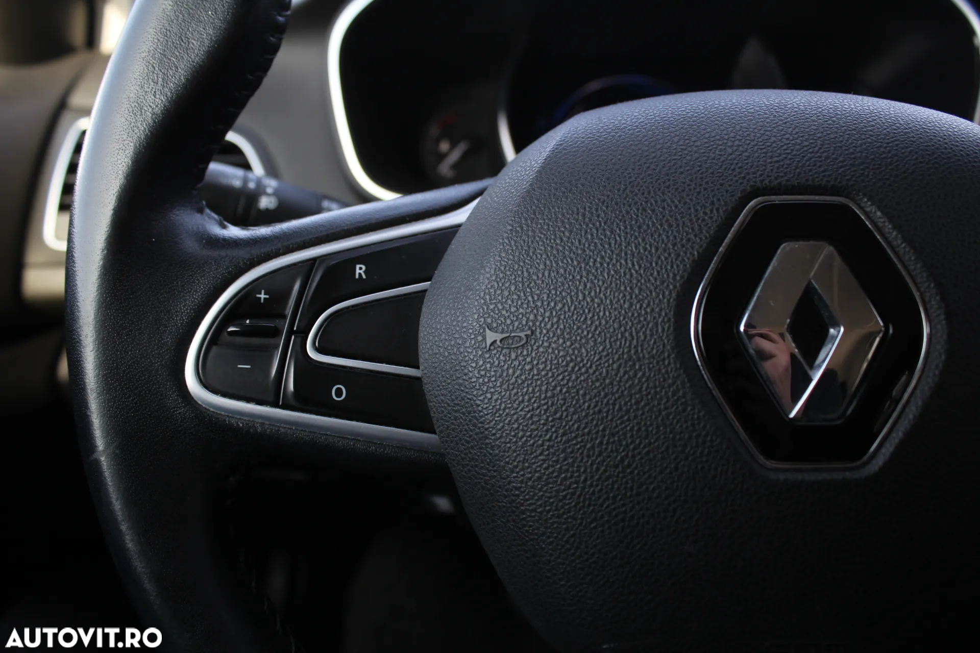 Renault Megane BLUE dCi Business - 6