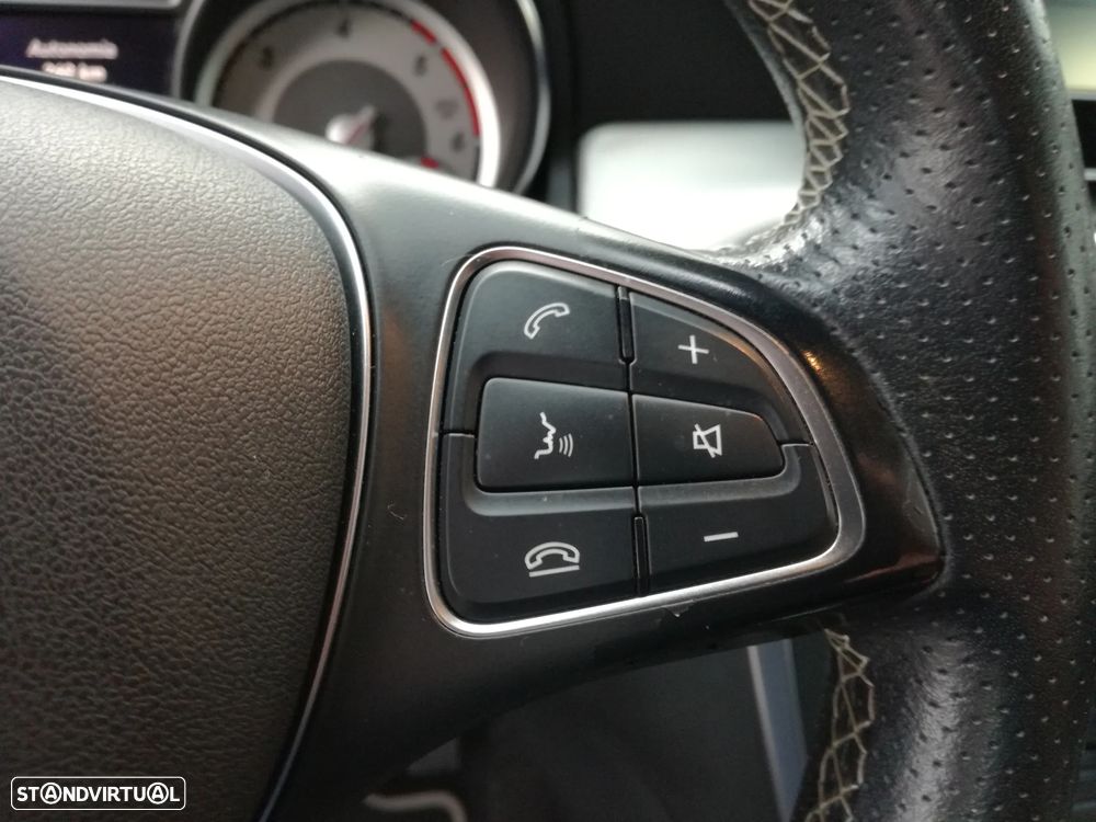 Mercedes-Benz CLA 180 CDI Urban - 20