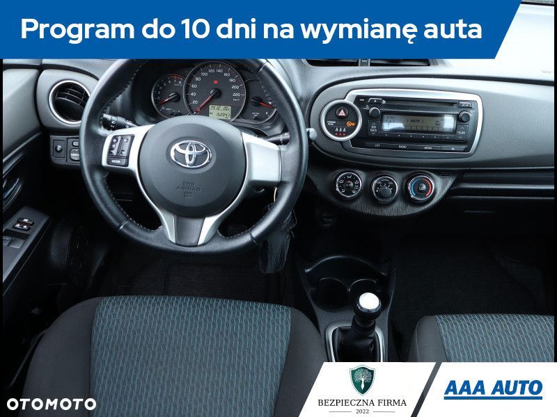 Toyota Yaris - 8
